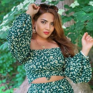 Drawstring front ditsy floral top & skater skirt set